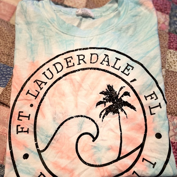 Pastel colored tie-dye T-shirt - Picture 2 of 3